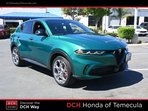 Used 2024 Alfa Romeo Tonale Veloce AWD/4WD image 3