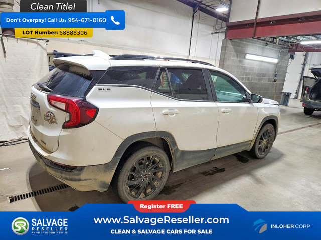 Used 2024 GMC Terrain SLE w/ Driver Convenience Package AWD/4WD image 4