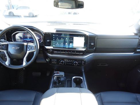 Used 2024 Chevrolet Silverado 1500 RST w/ True North Edition Plus AWD/4WD image 39