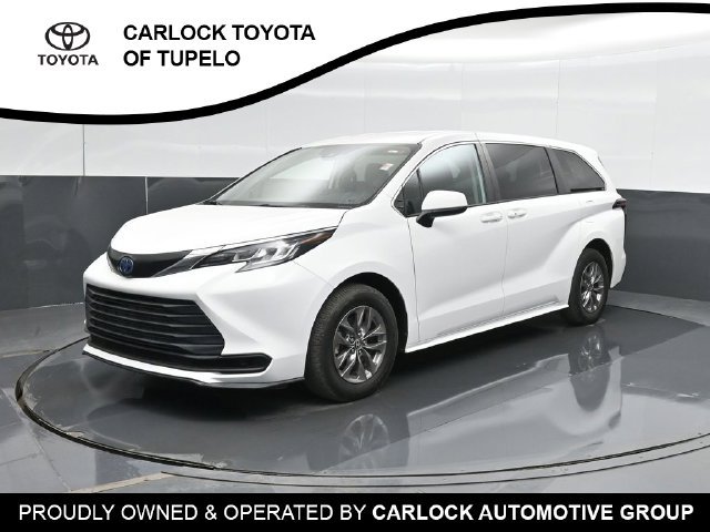 Used 2023 Toyota Sienna LE FWD image 9