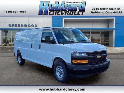 New 2026 Chevrolet Express 3500 Extended w/ Driver Convenience Package
