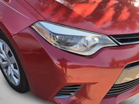 Used 2016 Toyota Corolla LE FWD image 13
