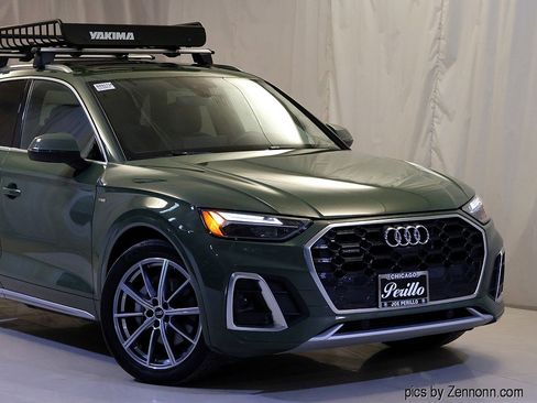 Used 2021 Audi Q5 e Premium Plus w/ Premium Plus Package image 2