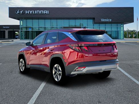New 2026 Hyundai Tucson SEL w/ Tow & Go Package AWD/4WD image 5