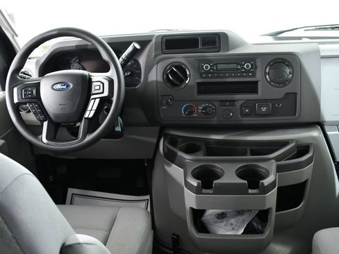 New 2027 Ford E-350 and Econoline 350 Super Duty w/ Power Equipment Group RWD image 8