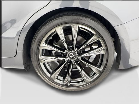 Used 2025 Lexus IS 350 F Sport RWD image 12