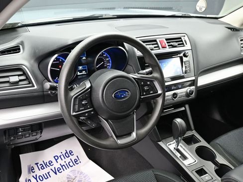 Used 2019 Subaru Outback 2.5i image 14