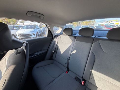 Used 2025 Kia K4 LXS image 42