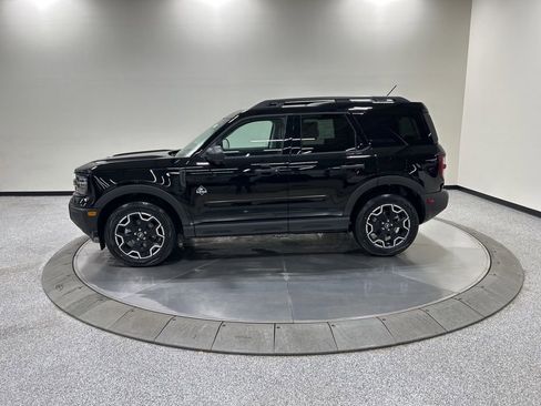 New 2026 Ford Bronco Sport Outer Banks w/ Outer Banks Tech Package+ AWD/4WD image 9