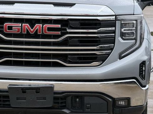 Used 2024 GMC Sierra 1500 SLT AWD/4WD image 8