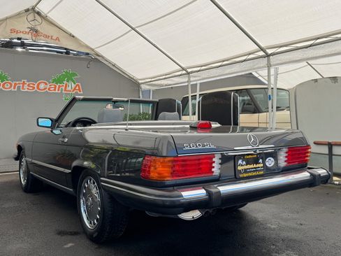 Used 1987 Mercedes-Benz 560 SL image 11