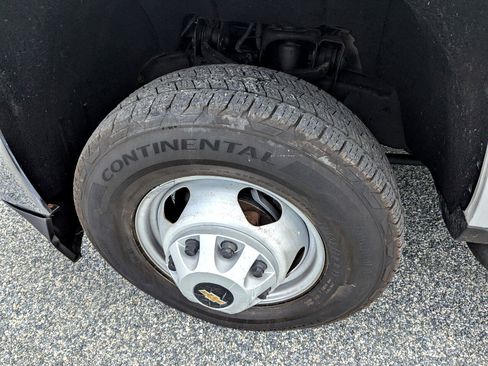 Used 2019 Chevrolet Silverado 3500 W/T w/ WT Convenience Package image 11