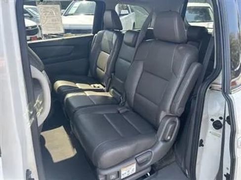 Used 2016 Honda Odyssey Touring Elite image 10