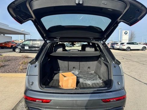 Used 2022 Audi SQ5 Premium Plus w/ Premium Plus Package image 12