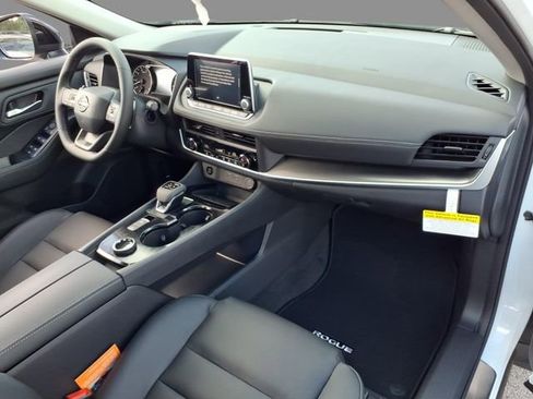 New 2026 Nissan Rogue SV image 12
