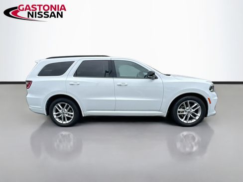 Used 2024 Dodge Durango GT RWD image 10