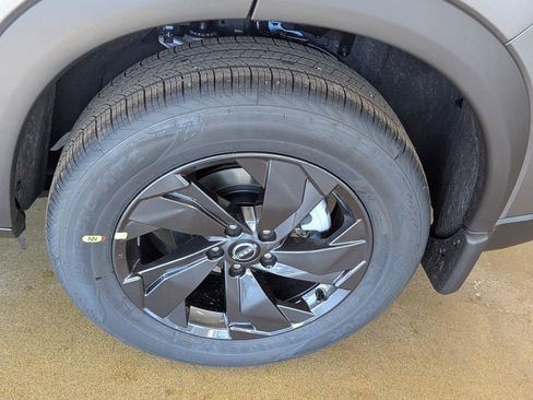 New 2026 Nissan Rogue SV image 32