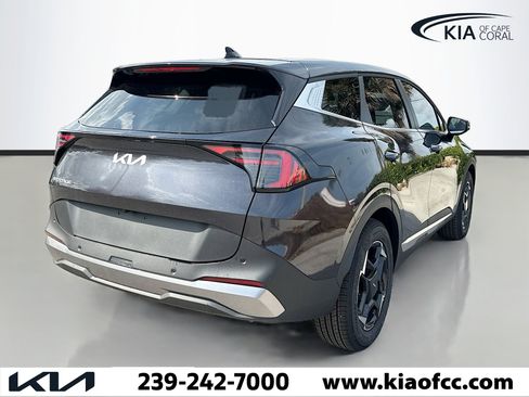 New 2026 Kia Sportage EX image 5