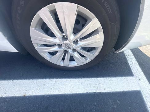 Used 2025 Nissan Sentra S FWD image 7