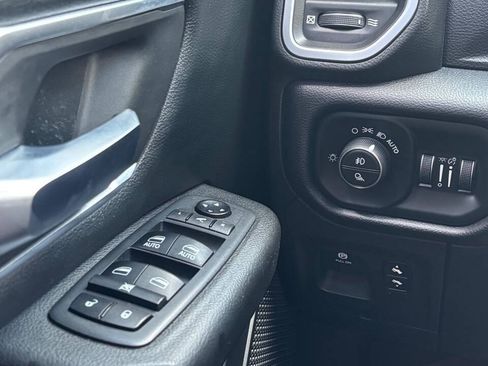 Used 2019 RAM 1500 Big Horn AWD/4WD image 27