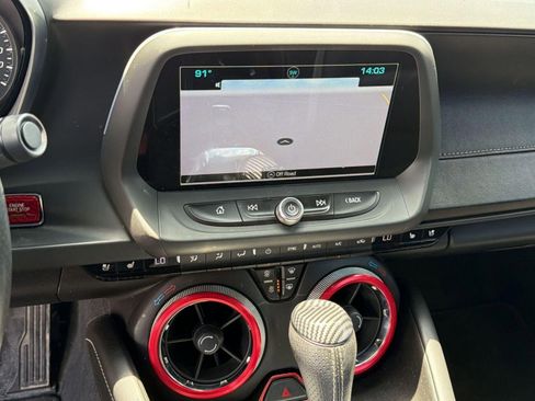 Used 2016 Chevrolet Camaro SS RWD image 17