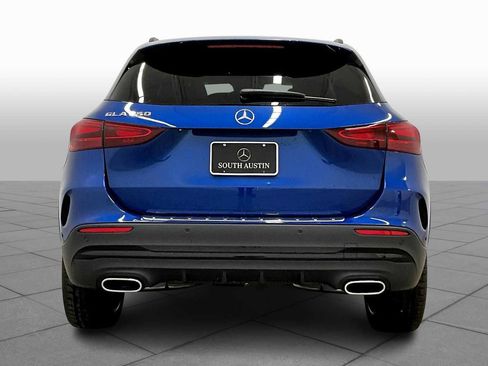 Used 2025 Mercedes-Benz GLA 250 4MATIC image 4