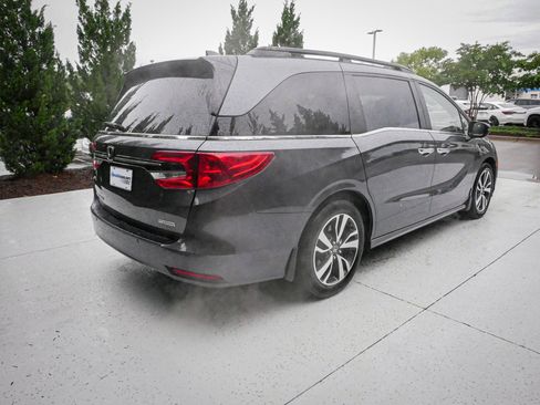Used 2024 Honda Odyssey Touring image 10