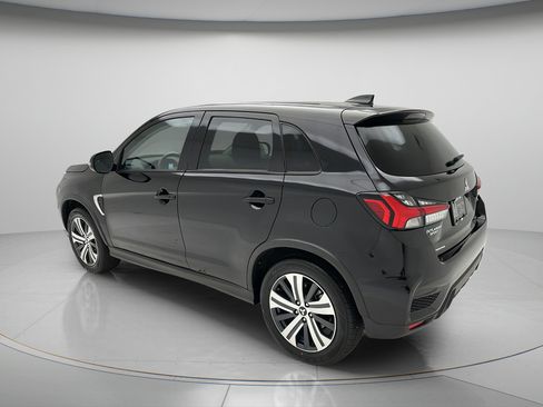 Used 2025 Mitsubishi Outlander Sport SE AWD/4WD image 4