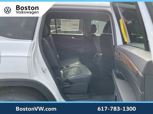 New 2026 Volkswagen Atlas SE image 14