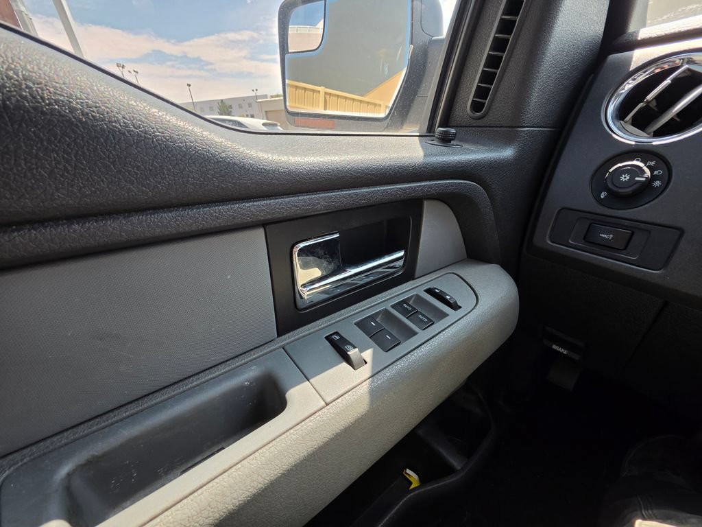 Used 2014 Ford F150 XLT w/ Equipment Group 302A Luxury AWD/4WD image 15