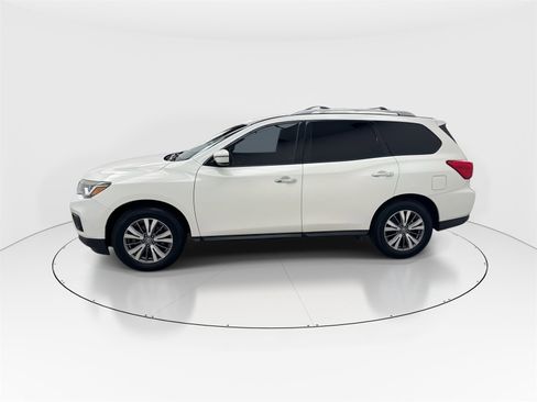 Used 2020 Nissan Pathfinder SV image 5