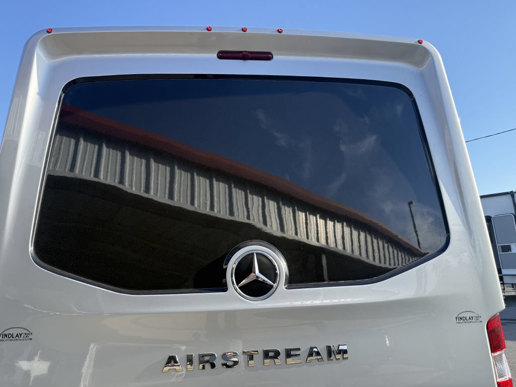 Used 2020 Mercedes-Benz Sprinter 3500 image 25