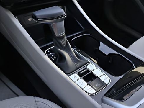 Used 2025 Hyundai Tucson SEL image 16