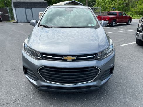 Used 2020 Chevrolet Trax LS w/ Tint and Cruise Package FWD image 2