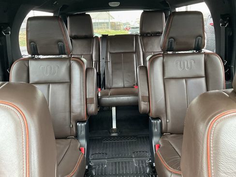Used 2017 Ford Expedition EL King Ranch image 11