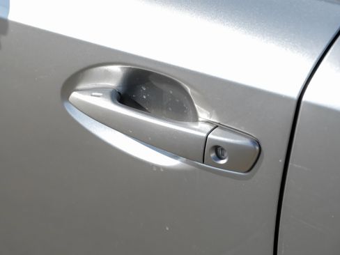 Used 2019 Lexus IS 350 image 41