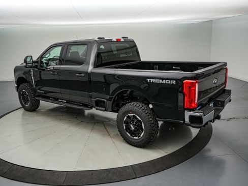 New 2026 Ford F250 XLT w/ Tremor Off-Road Package image 7