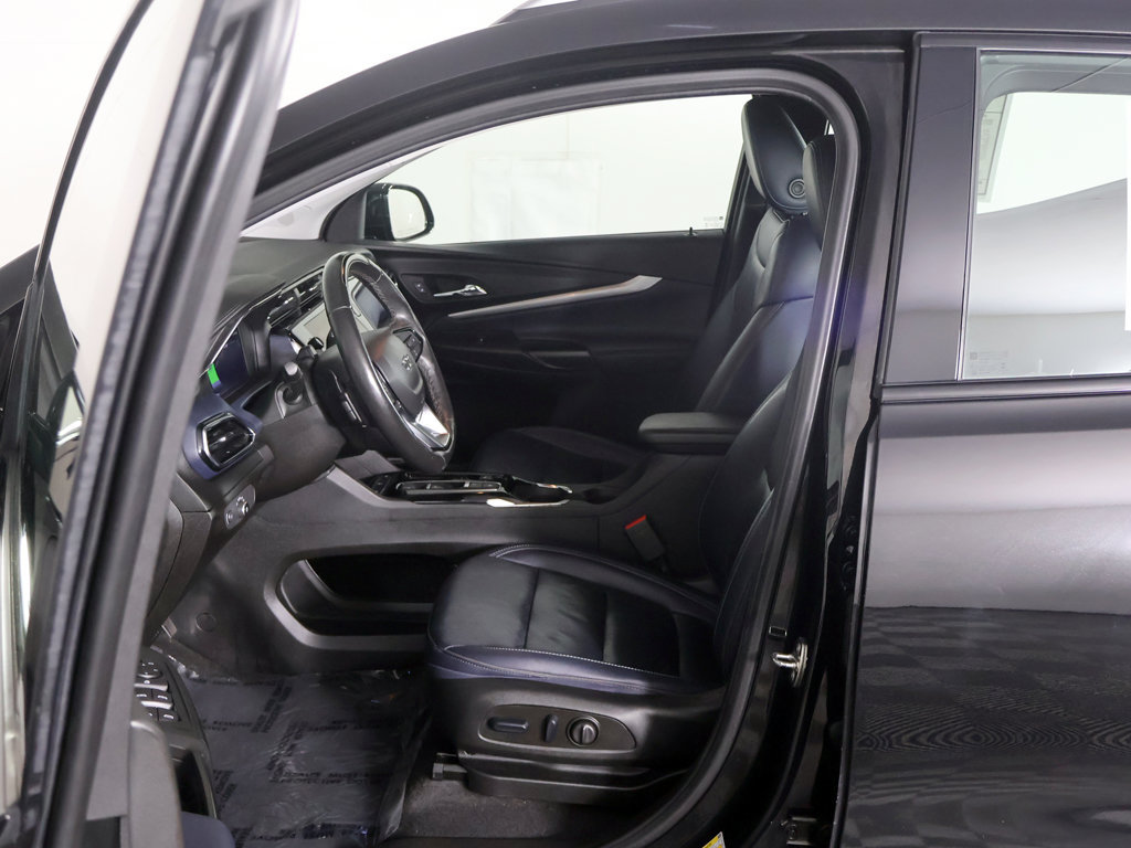 Used 2023 Chevrolet Bolt EUV Premier w/ Sun & Sound Package FWD image 34