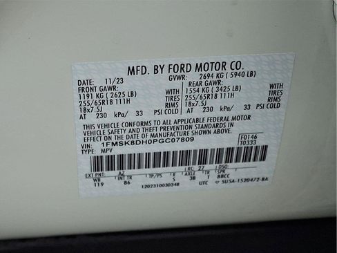 Used 2023 Ford Explorer XLT w/ Class IV Trailer Tow Package image 27