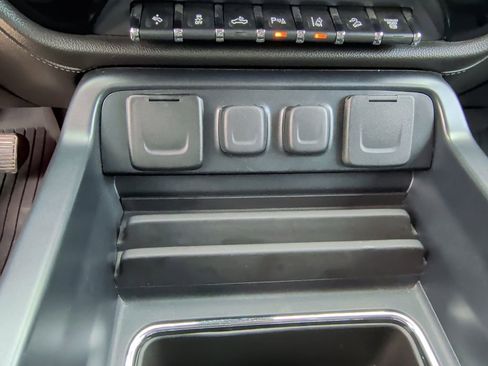 Used 2016 GMC Sierra 2500 Denali w/ Duramax Plus Package image 25