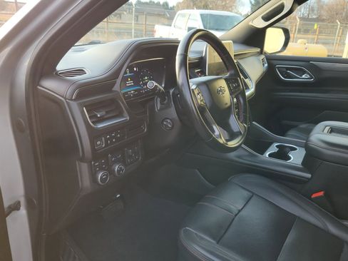 Used 2023 Chevrolet Suburban RST w/ Luxury Package image 23