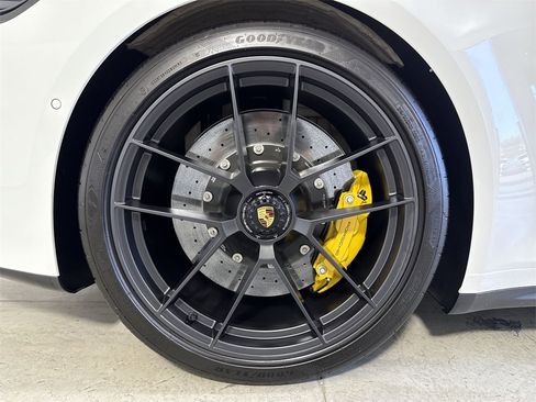 Certified 2025 Porsche 911 Targa 4 GTS image 16