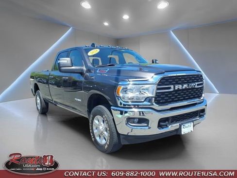 Used 2024 RAM 3500 Big Horn w/ Snow Chief Group AWD/4WD image 1