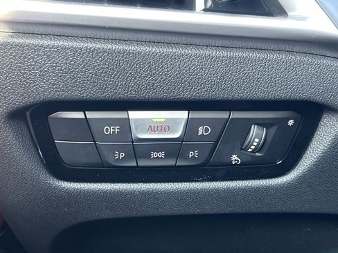 New 2026 BMW 330i Sedan w/ Premium Package image 14