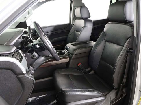 Used 2018 GMC Yukon SLT w/ Open Road Package image 34