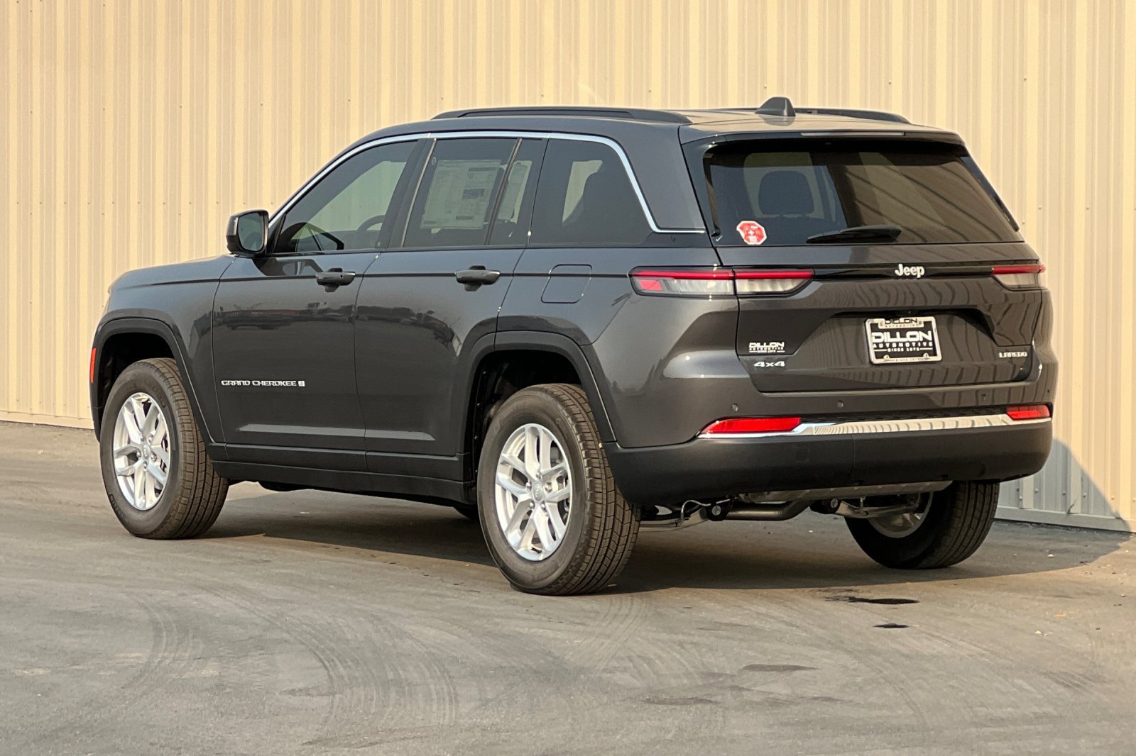 New 2026 Jeep Grand Cherokee Laredo X AWD/4WD image 4