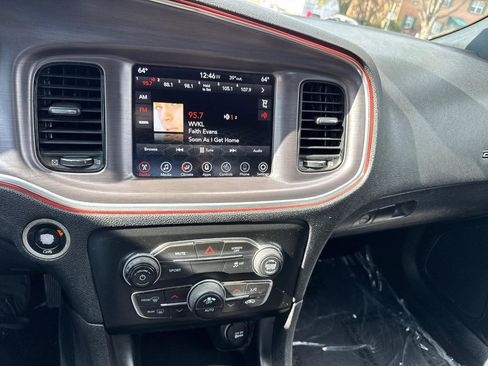 Used 2017 Dodge Charger R/T w/ Blacktop Package image 19