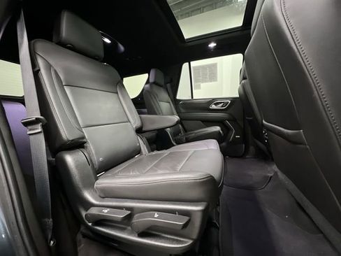 Used 2021 Chevrolet Tahoe Z71 w/ Luxury Package image 28