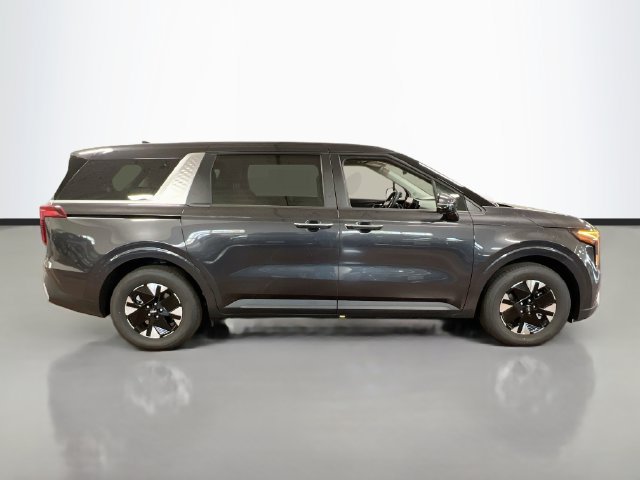 New 2027 Kia Carnival LXS FWD image 8
