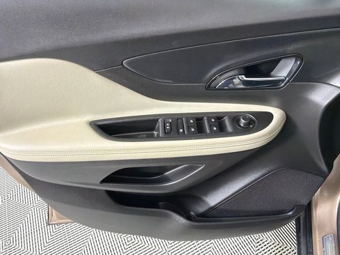 Used 2018 Buick Encore Preferred image 10